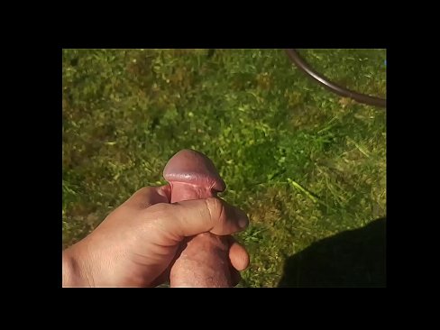 ❤️ Žhavá kočička si nechá ošukat růžovou kundičku a udělá se squirtem v letní zahradě. ️ Anal video u cs.porn-93.ru ❌️