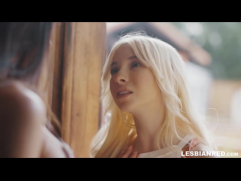 ❤️ Dívka se po několika měsících vrátí domů a skončí u lízání kundy své nevlastní matky ️ Anal video u cs.porn-93.ru ❌️